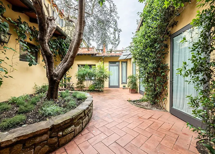 Cortile Santa Monaca